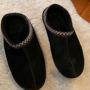 UGG slippers sz 8